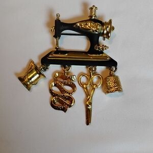 AJC Gold and Black Sewing Machine Charm Brooch